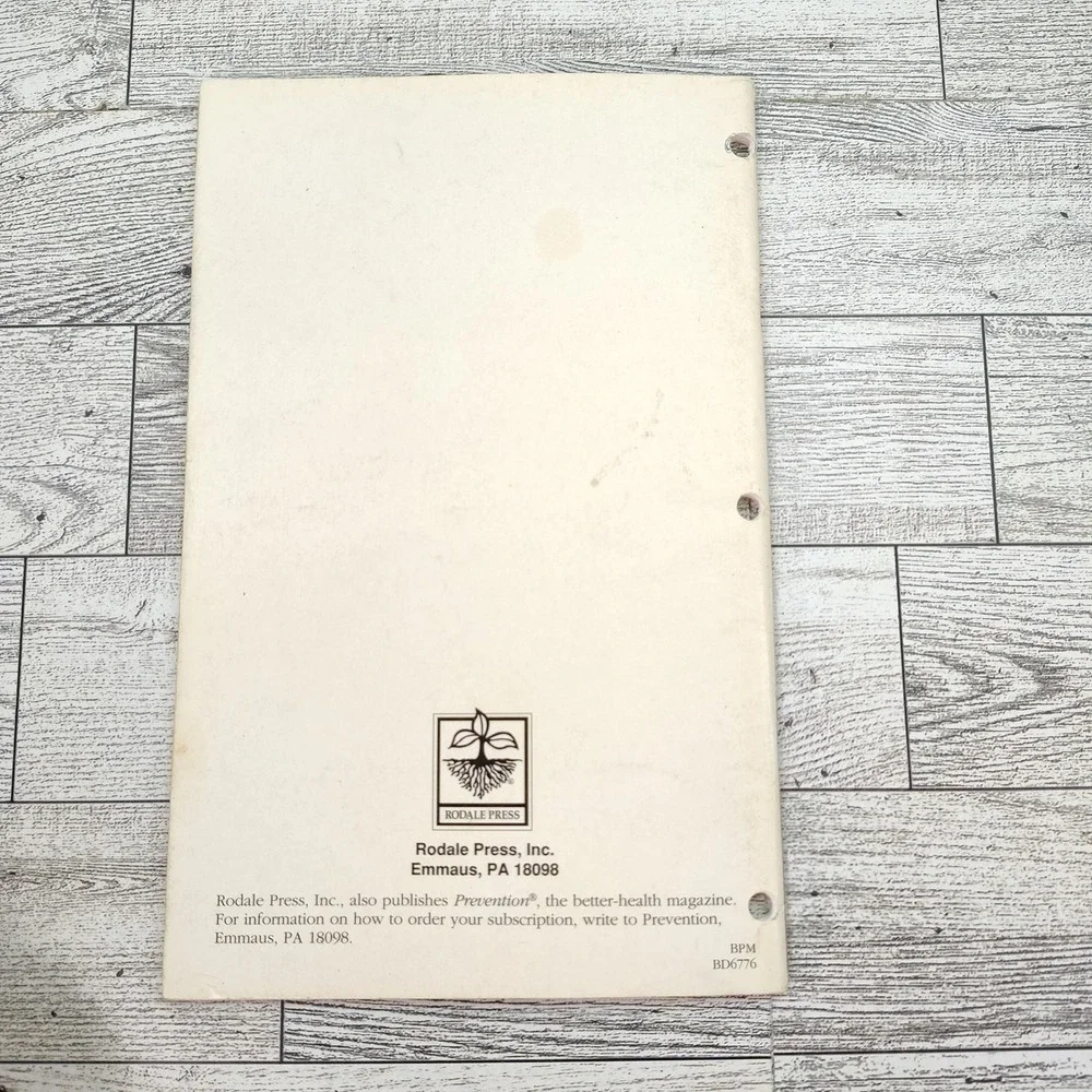 Celebration Cookbook‎ Booklet 50 Old Fashioned Holiday Dessert Recipes 1992